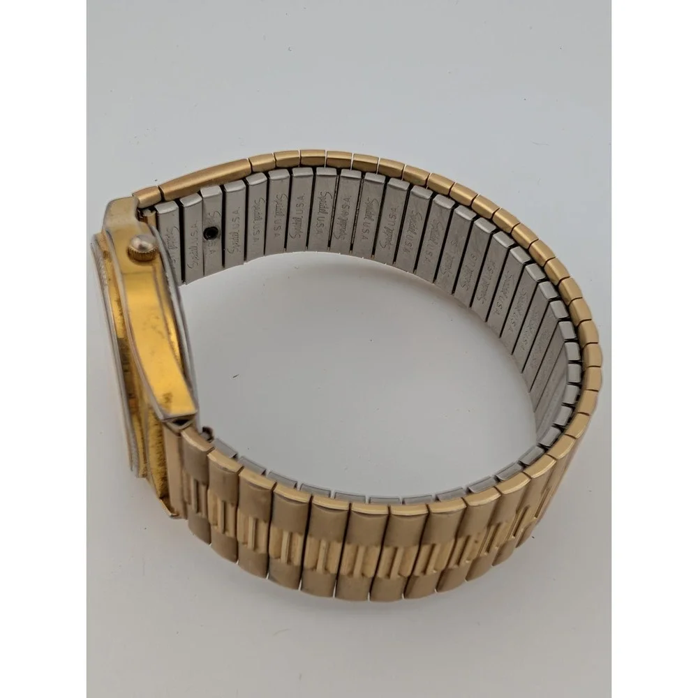 Vintage Rustler Watch Men 34mm Case Gold Stretch Band BPP‎ Monogram- New Battery